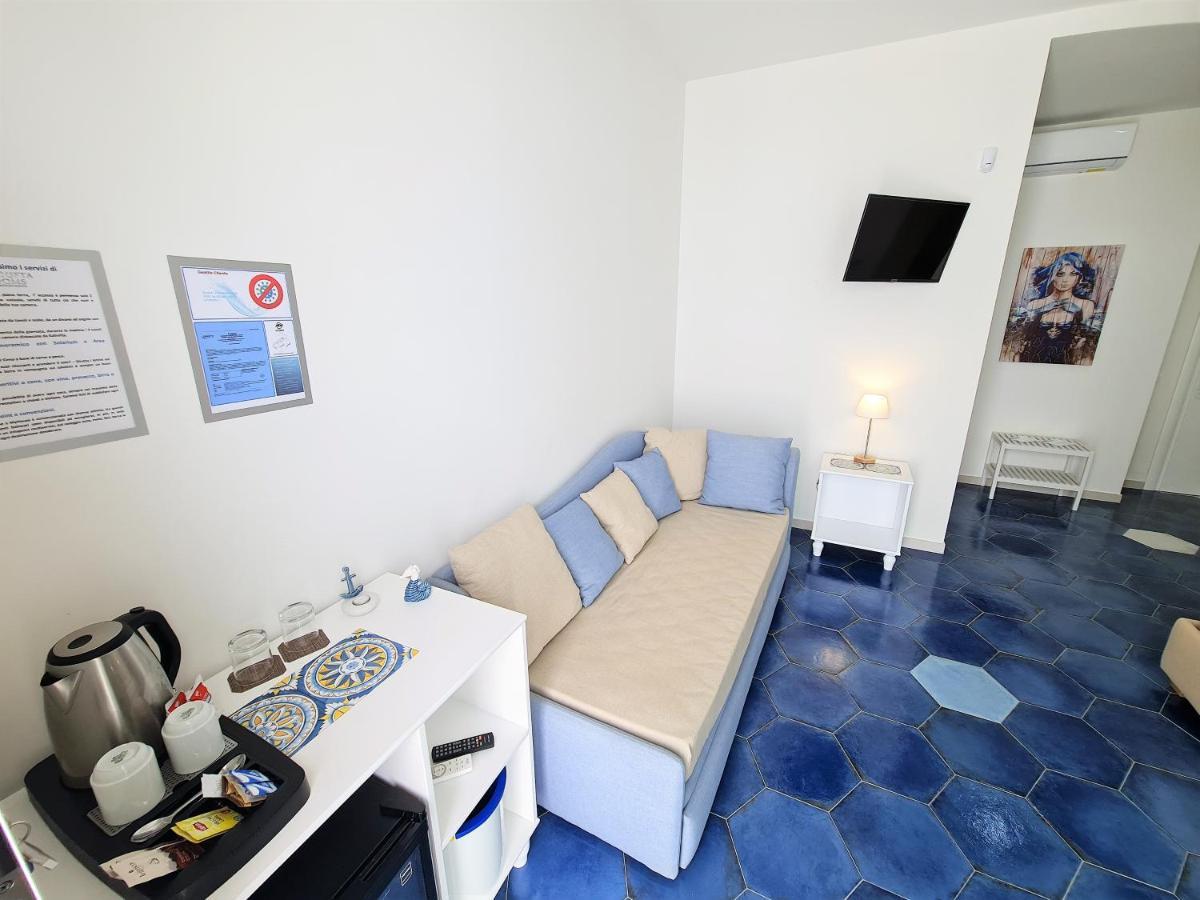 Kalinifta Rooms Apartment トッレ・ラピッロ エクステリア 写真
