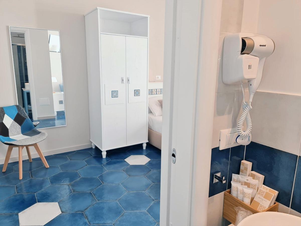 Kalinifta Rooms Apartment トッレ・ラピッロ エクステリア 写真