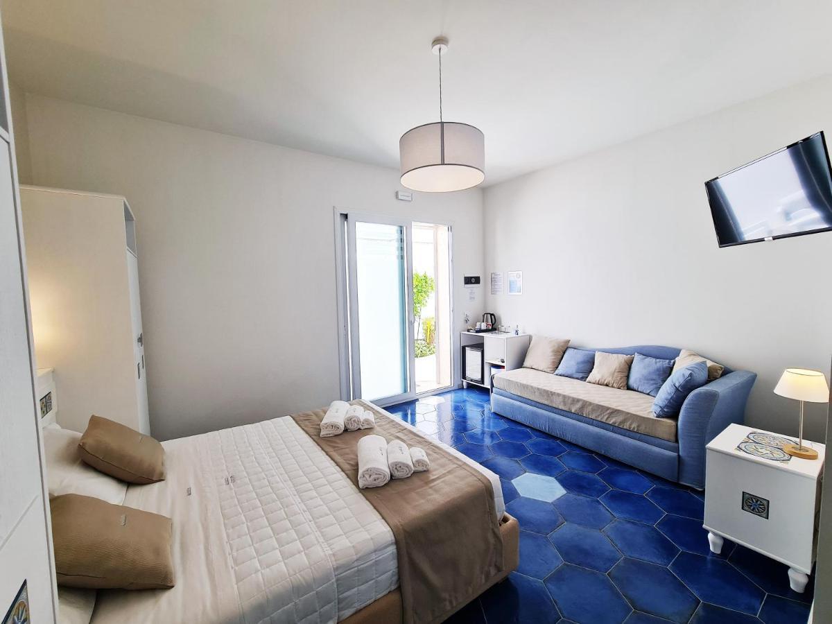 Kalinifta Rooms Apartment トッレ・ラピッロ エクステリア 写真