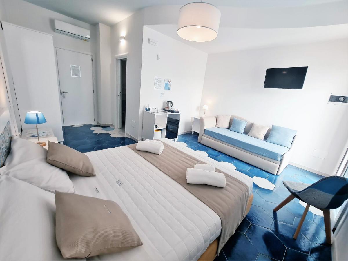 Kalinifta Rooms Apartment トッレ・ラピッロ エクステリア 写真