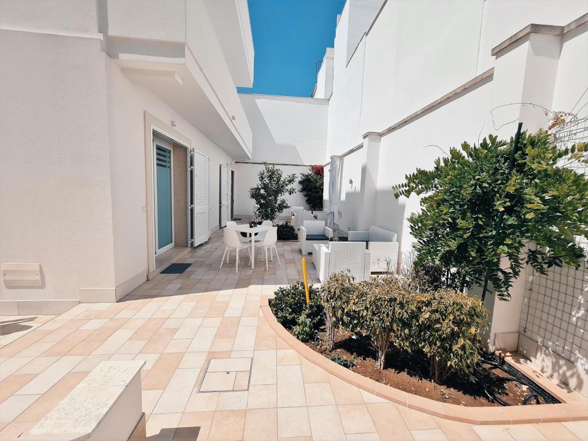 Kalinifta Rooms Apartment トッレ・ラピッロ エクステリア 写真
