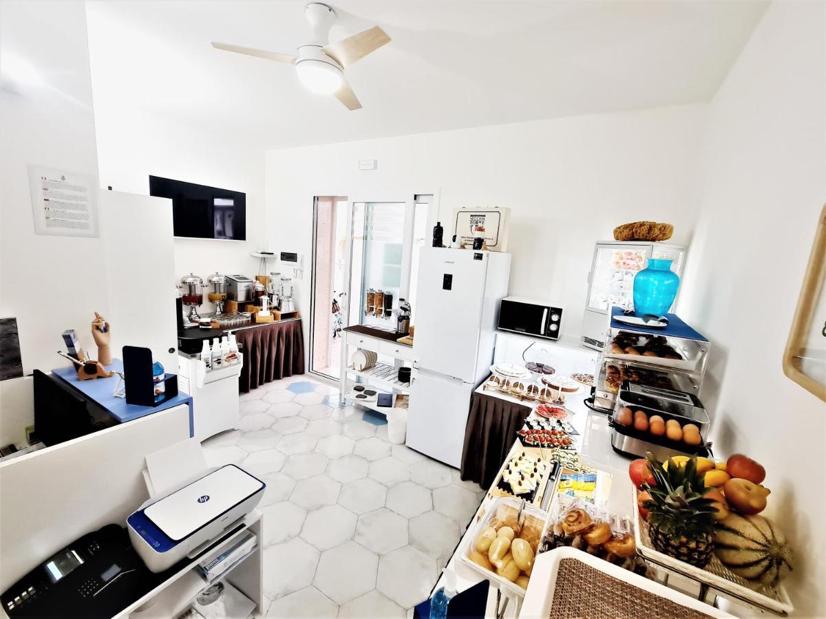 Kalinifta Rooms Apartment トッレ・ラピッロ エクステリア 写真