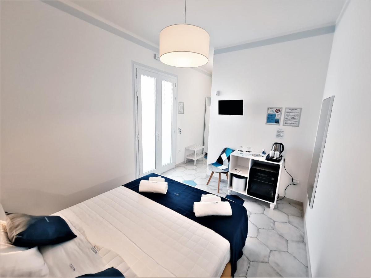 Kalinifta Rooms Apartment トッレ・ラピッロ エクステリア 写真