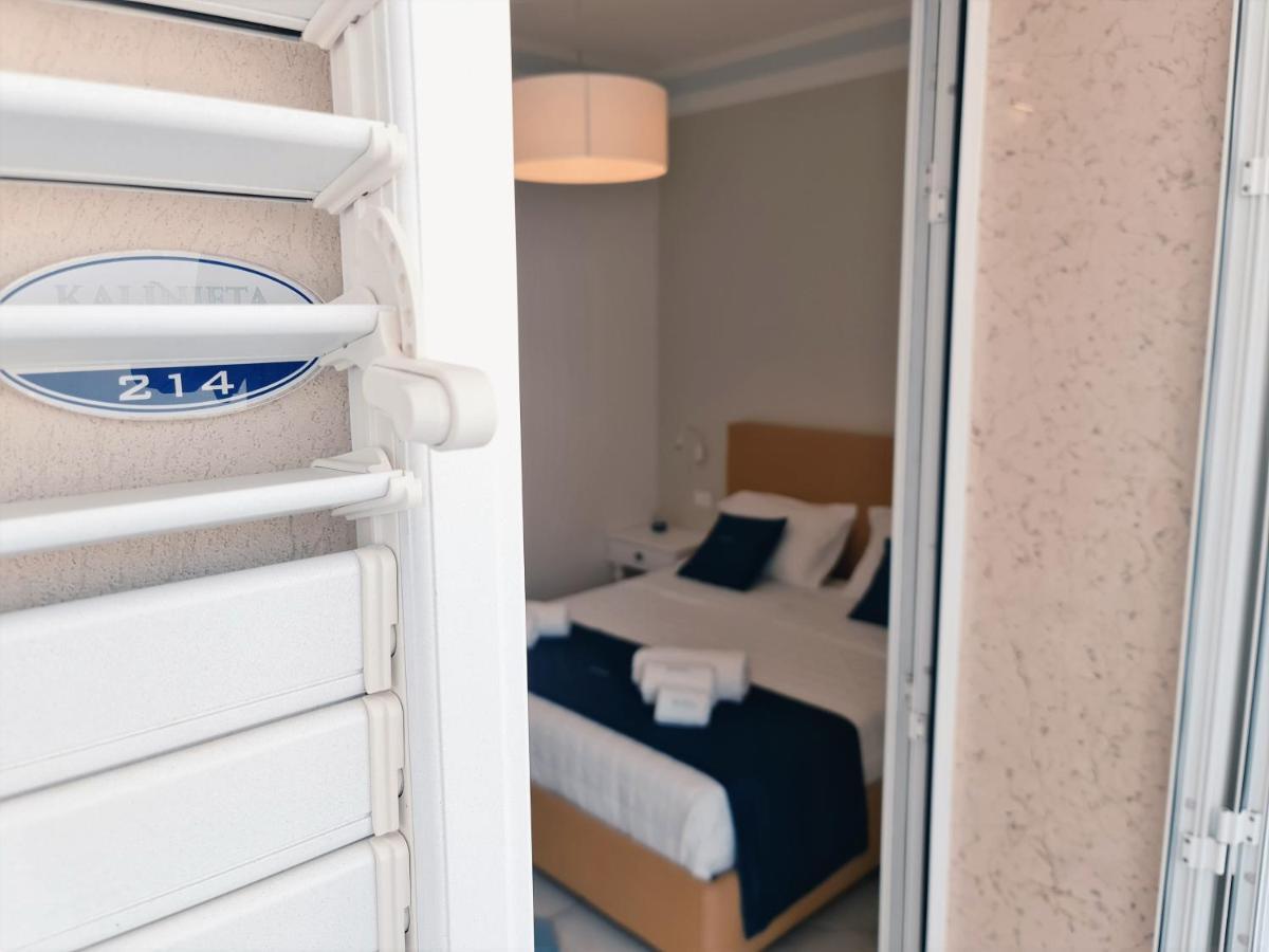Kalinifta Rooms Apartment トッレ・ラピッロ エクステリア 写真