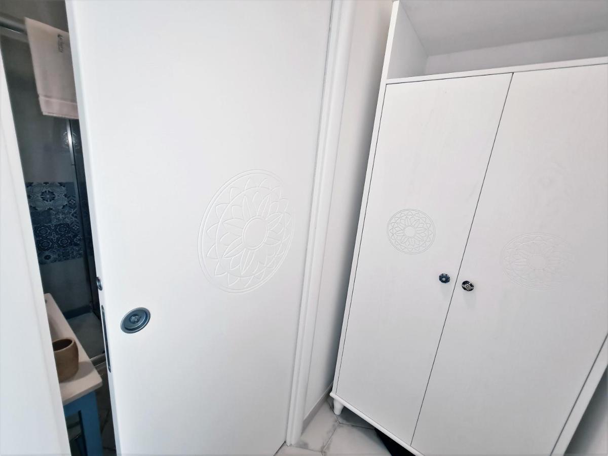 Kalinifta Rooms Apartment トッレ・ラピッロ エクステリア 写真