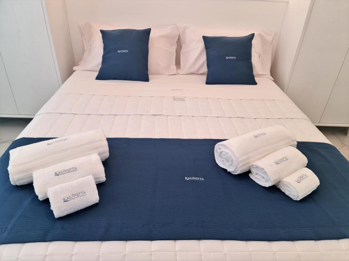 Kalinifta Rooms Apartment トッレ・ラピッロ エクステリア 写真